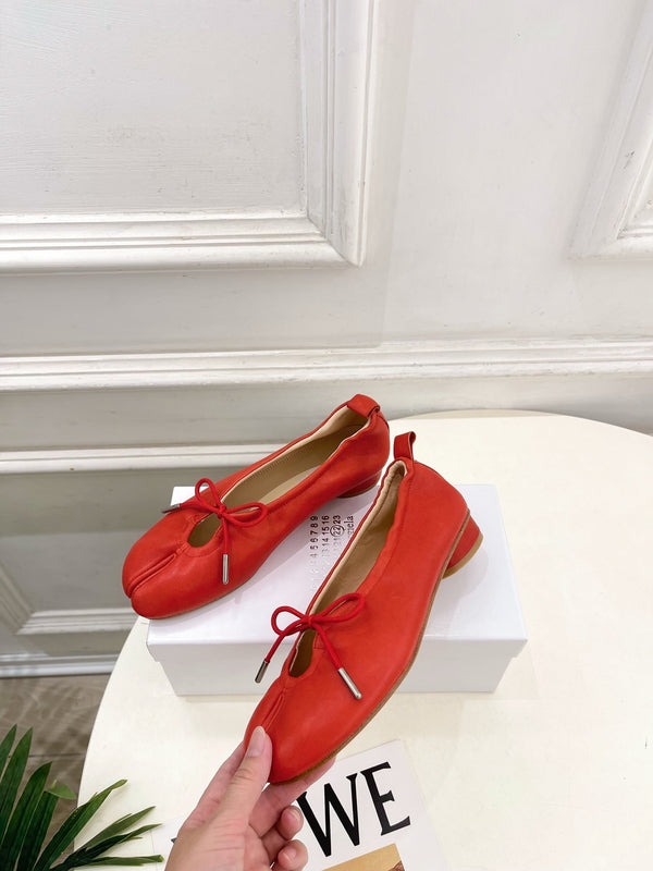 MM 26s Tabi Ballet Flats Red Lambskin 947490