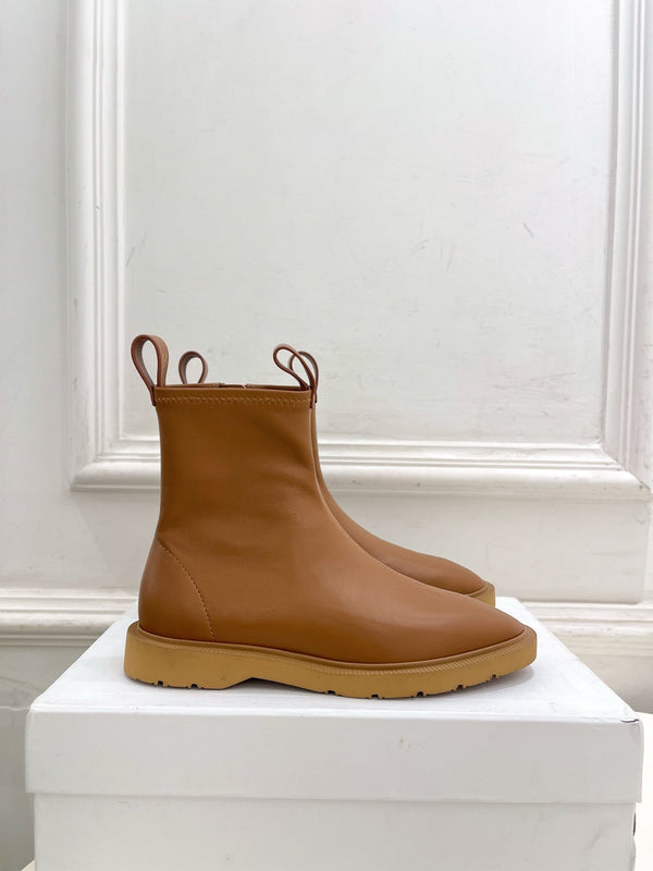 CE 26s Flow Zipped Ankle Boots Camel Leather 947594