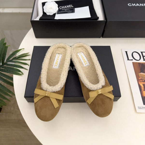CC 26s Mules Beige Brown Suede Shearling 111937