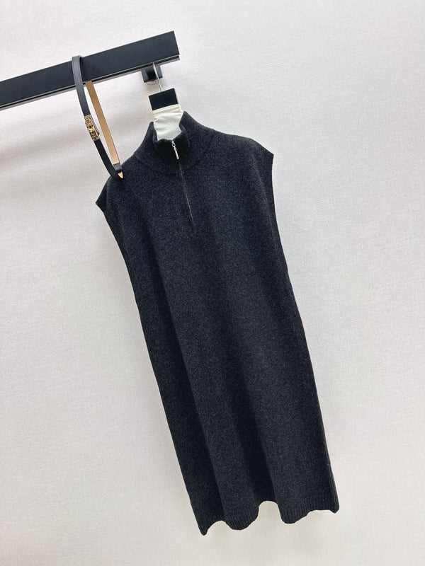 HERMES 25S SLEEVELESS CREW-NECK KNIT DRESS 306