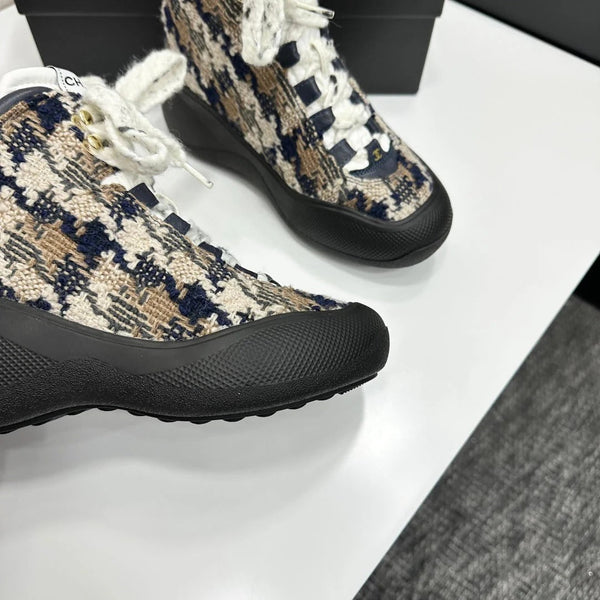 CC 26s Casual Sneakers Black Blue Beige Fabric Sheepskin 626366
