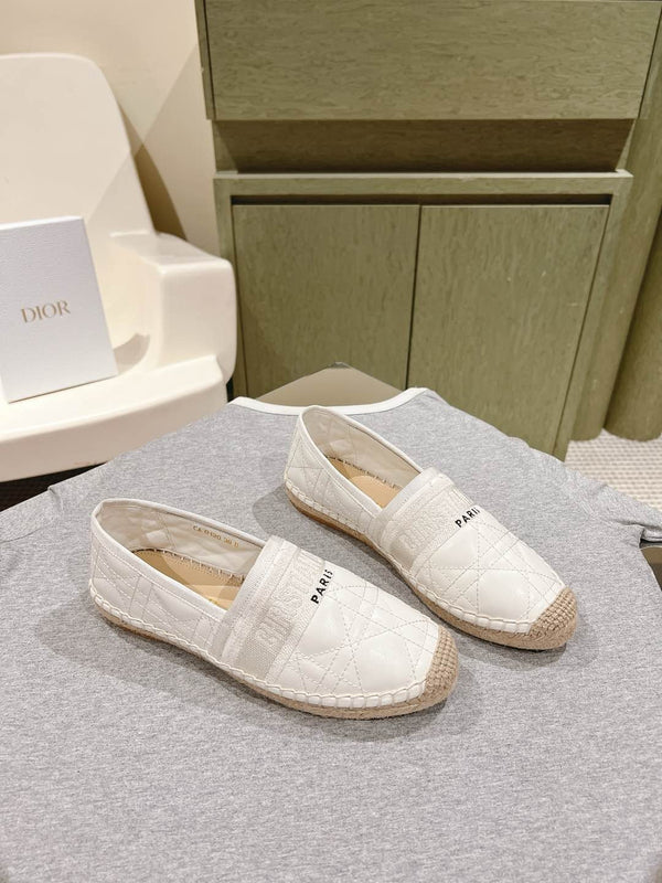 CD 26s Loafers Embroidery White Cowhide 653265