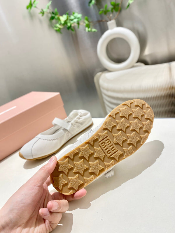 Miu Miu 2026 Ballet Flat White Suede Fabric 618680