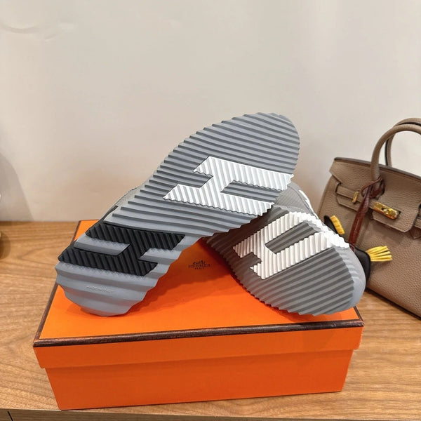 HM 26ss Sneakers Gray Leather 638579