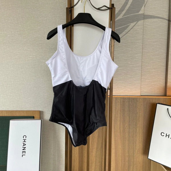 CC BIKINI SWIMSUIT SET IN BLACK AND WHITE 613717