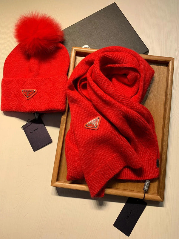 SET SCARF AND HAT IN CHERRY RED WOOL AND RABBIT FUR 416367