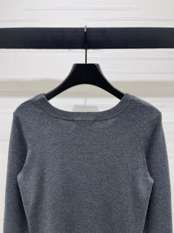 MIUMIU KNITTED SWEATER STYLE 461