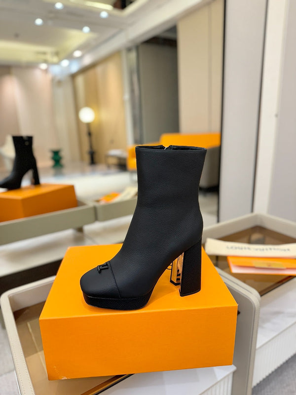 LV Ankle Boots 110 Monogram Black Calfskin 573721