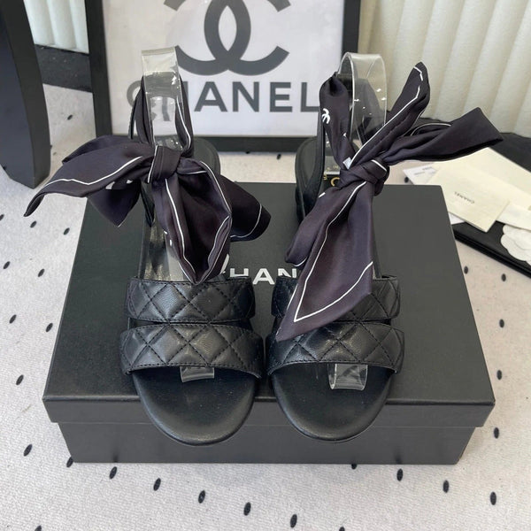 CC 26s Sandals 55 Black Sheepskin 650080