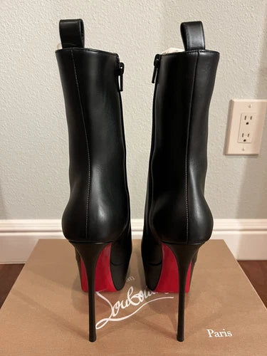 CL Dolly Booty Alta 160 Black Calfskin Ankle Boots