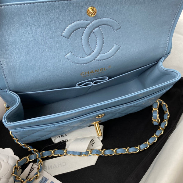 Medium Classic Flap Bag 23cm Blue Lambskin Gold Hardware